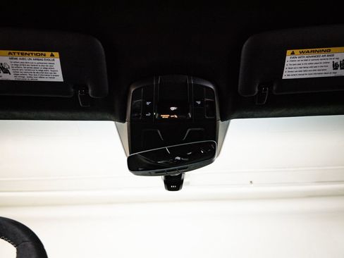 Used 2025 Porsche 911 GT3 RWD image 19
