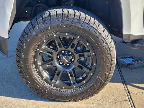 Used 2018 Chevrolet Colorado Z71 image 10