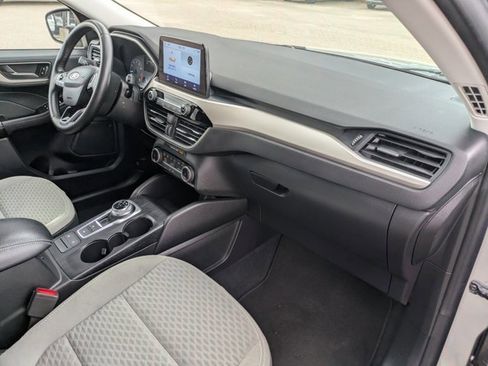 Used 2022 Ford Escape SE w/ Convenience Package image 19