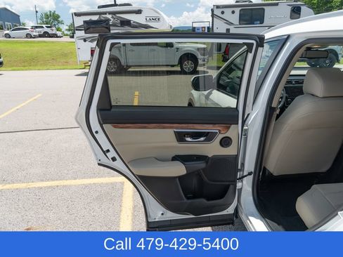 Used 2021 Honda CR-V Touring image 14