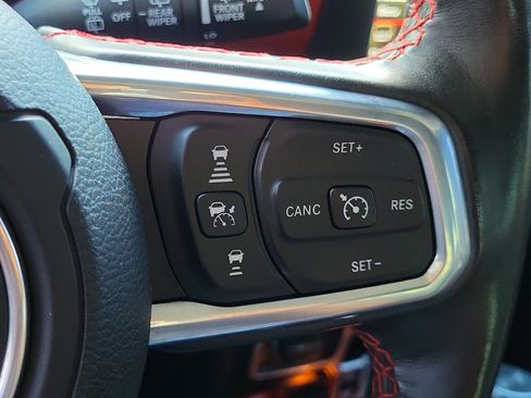 Used 2021 Jeep Wrangler Unlimited Rubicon AWD/4WD image 27