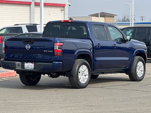 Used 2023 Nissan Frontier SV w/ SV Convenience Package image 5