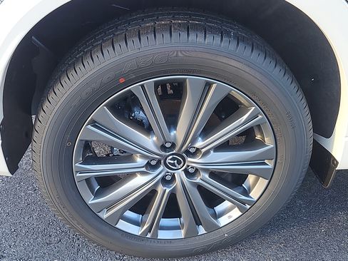 New 2025 MAZDA CX-5 Signature image 3