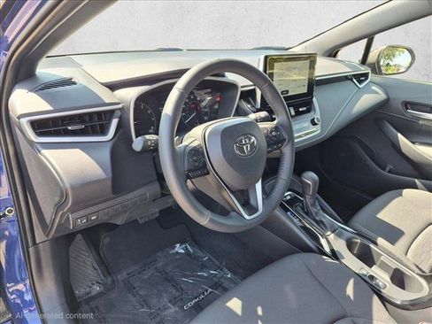 Used 2025 Toyota Corolla SE FWD image 9