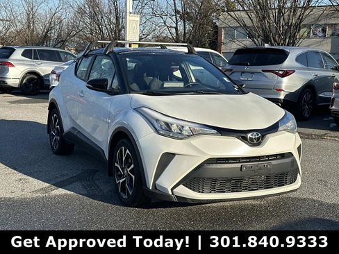 Used 2020 Toyota C-HR XLE image 1