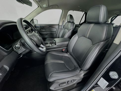 Certified 2025 Honda Pilot EX-L image 20