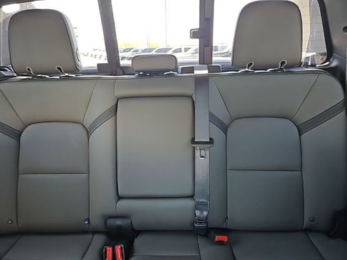 Used 2024 Chevrolet Colorado ZR2 w/ ZR2 Convenience Package III image 32