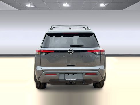 New 2026 Nissan Pathfinder Platinum w/ Cargo Package FWD image 10
