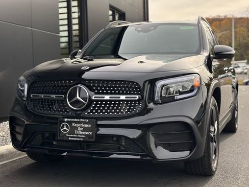 Certified 2021 Mercedes-Benz GLB 250 4MATIC image 24