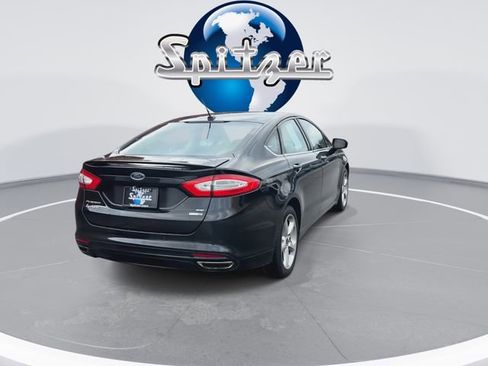 Used 2016 Ford Fusion SE image 9