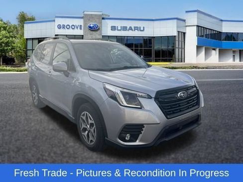 Used 2024 Subaru Forester Premium AWD/4WD image 8