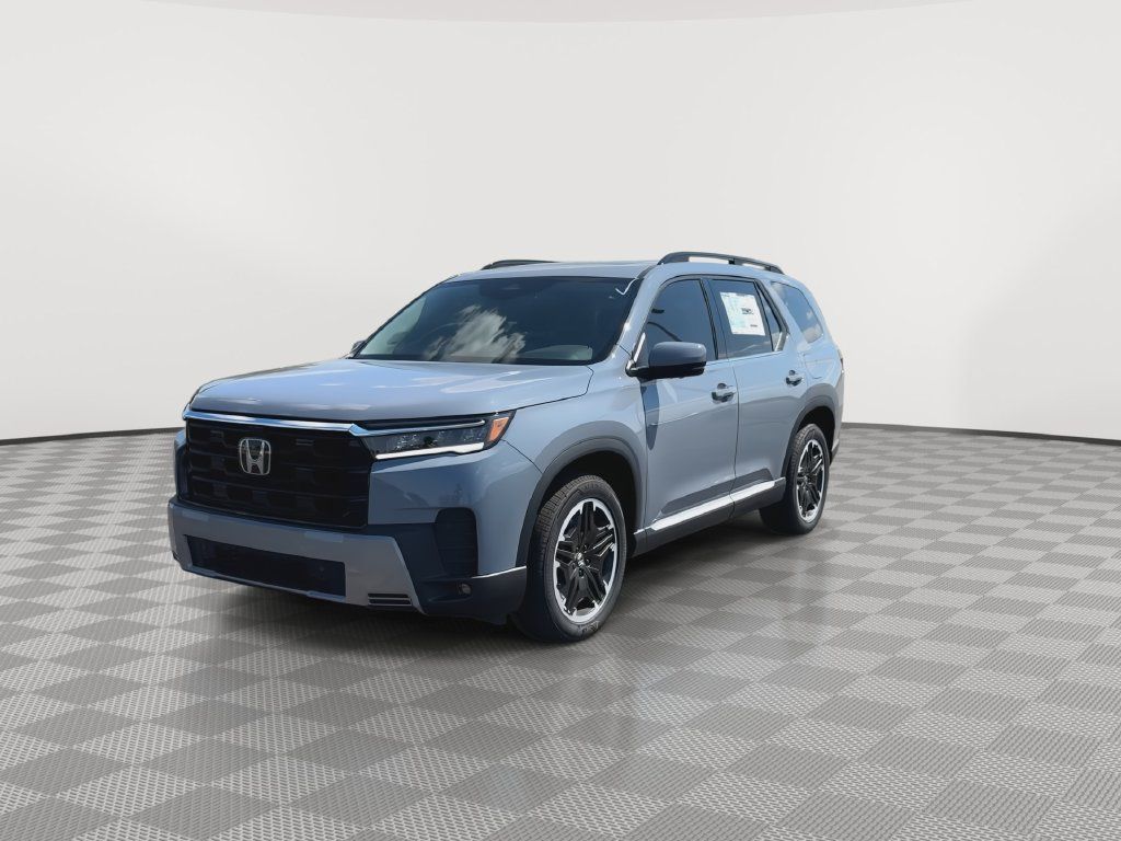New 2026 Honda Pilot Touring image 4