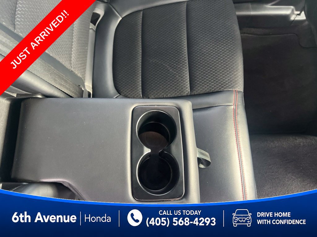 Used 2025 Ford Escape ST-Line Select AWD/4WD image 21