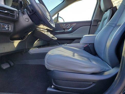 Used 2021 Lincoln Corsair Reserve w/ Equipment Group 201A image 17