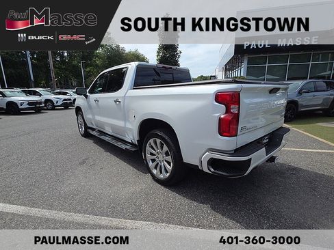 Used 2021 Chevrolet Silverado 1500 High Country w/ Technology Package AWD/4WD image 7