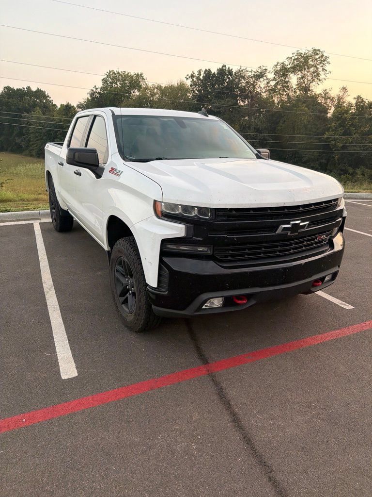 Used 2020 Chevrolet Silverado 1500 LT Trail Boss AWD/4WD image 2