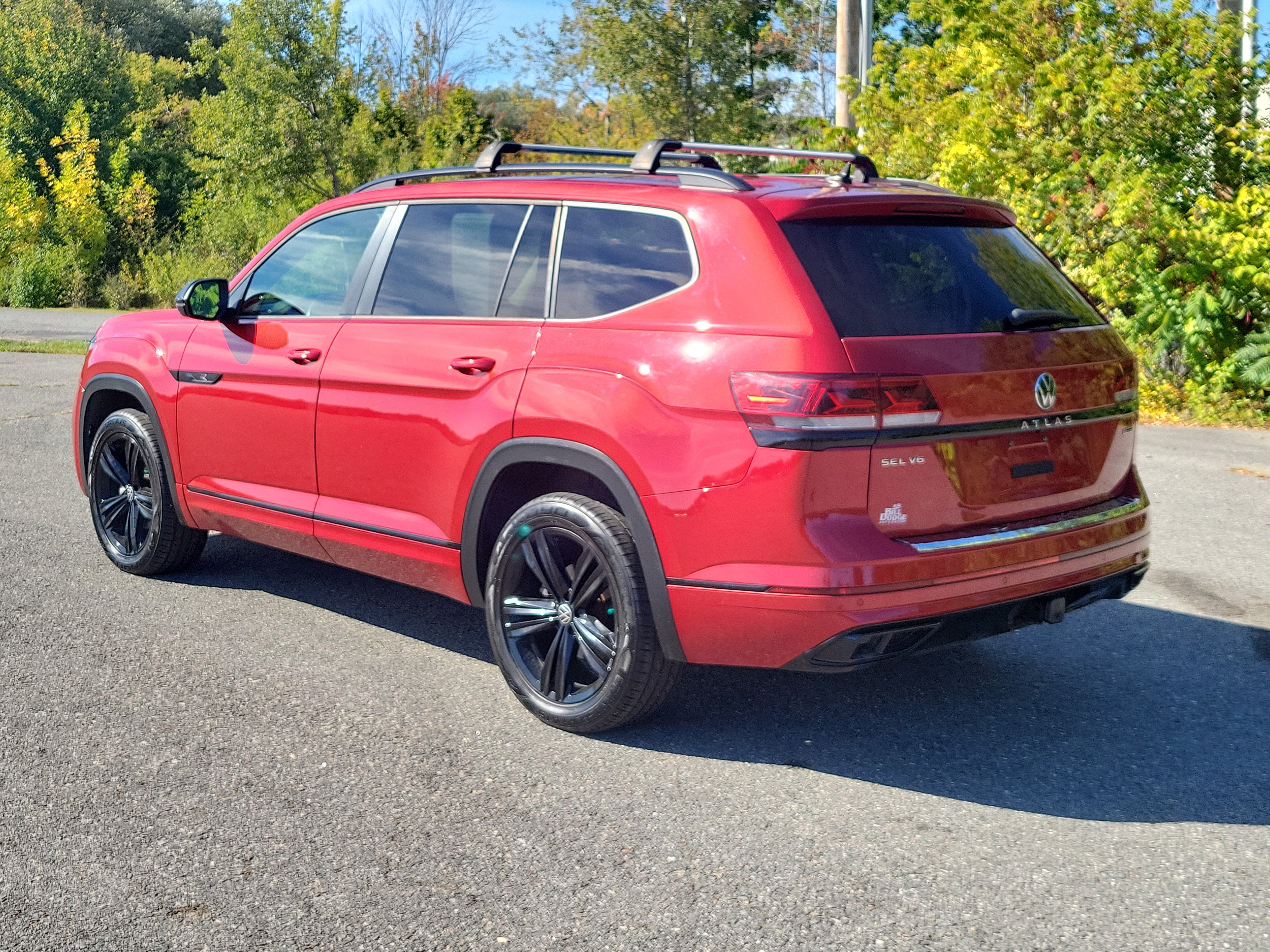 Used 2022 Volkswagen Atlas SEL R-Line AWD/4WD image 7
