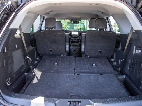 Used 2023 Ford Explorer Limited w/ Equipment Group 301A image 25