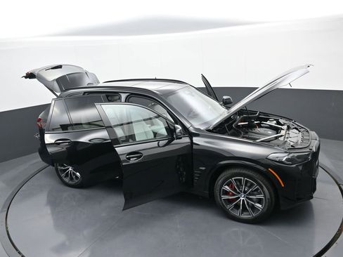 New 2026 BMW X5 xDrive50e w/ Executive Package AWD/4WD image 39