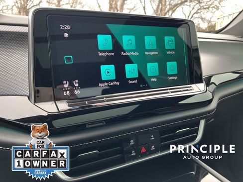 Certified 2024 Volkswagen Atlas Cross Sport SEL R-Line image 22