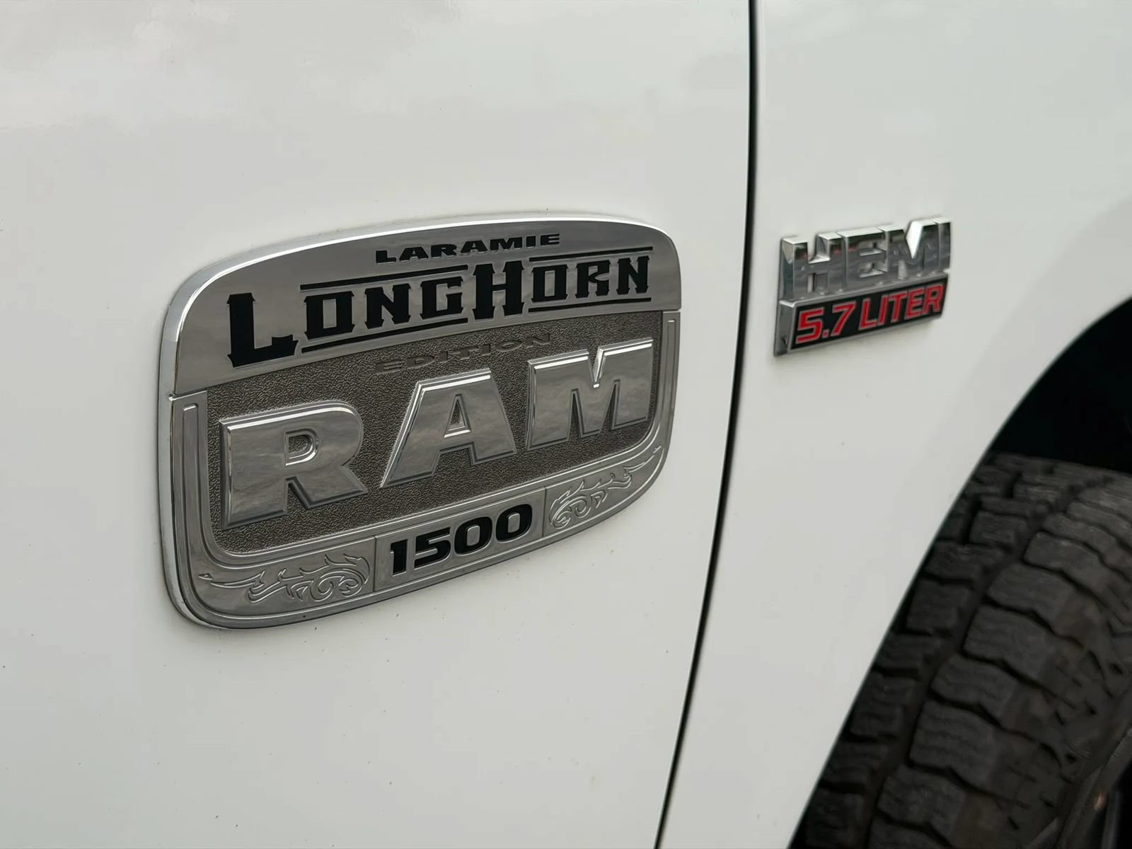 Used 2015 RAM 1500 Laramie Longhorn w/ Convenience Group AWD/4WD image 36