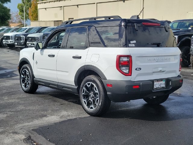 Used 2026 Ford Bronco Sport Outer Banks w/ Outer Banks Tech Package+ AWD/4WD image 2