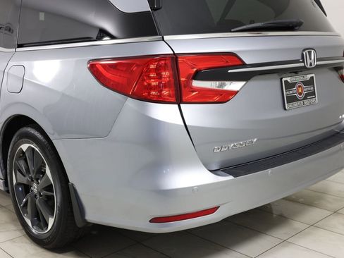 Used 2023 Honda Odyssey Elite image 47