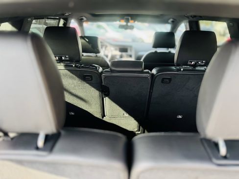 Used 2015 Audi Q7 3.0T S line Prestige w/ 21" S Line Plus Package image 15