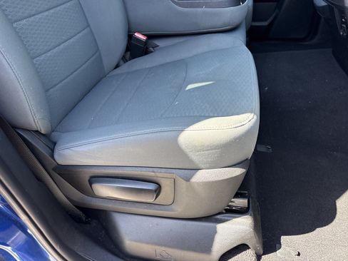 Used 2018 RAM 1500 Express RWD image 22