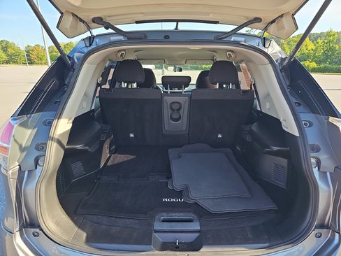 Used 2016 Nissan Rogue S AWD/4WD image 13