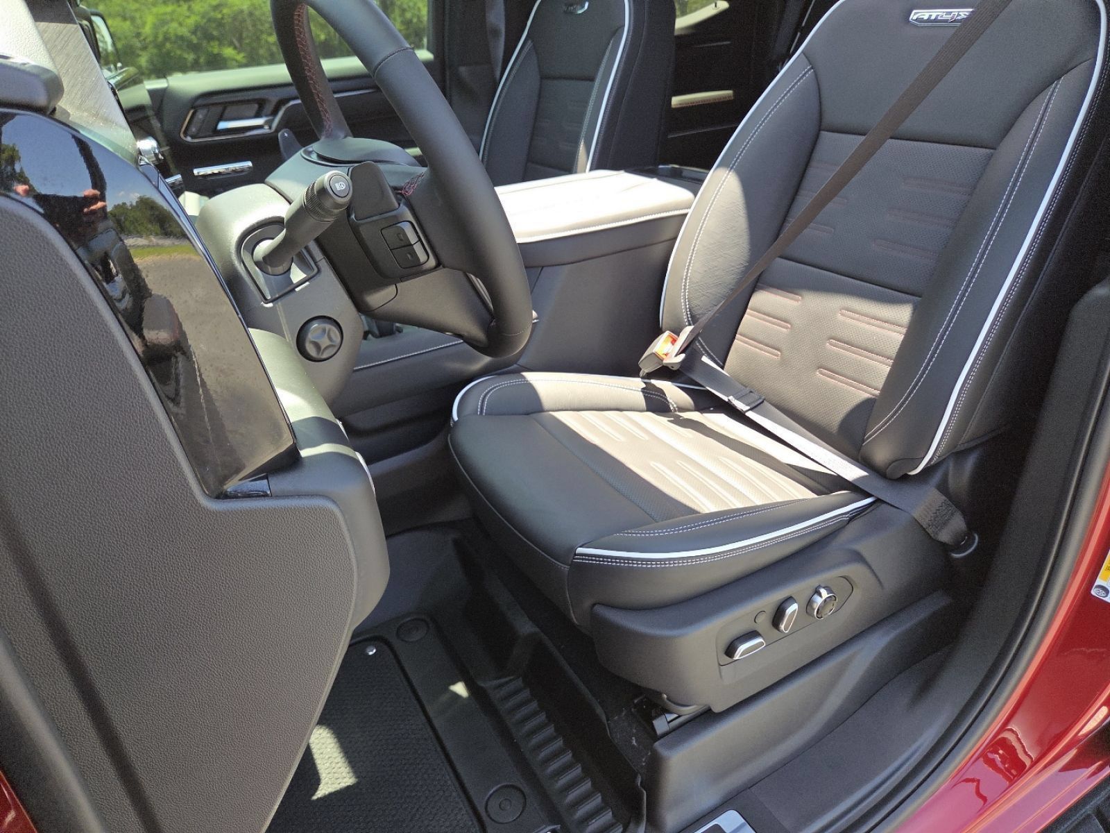 New 2026 GMC Sierra 1500 AT4X AWD/4WD image 29