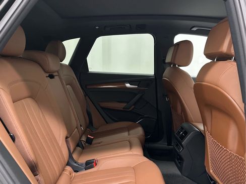 Used 2021 Audi Q5 Premium Plus w/ Premium Plus Package image 21