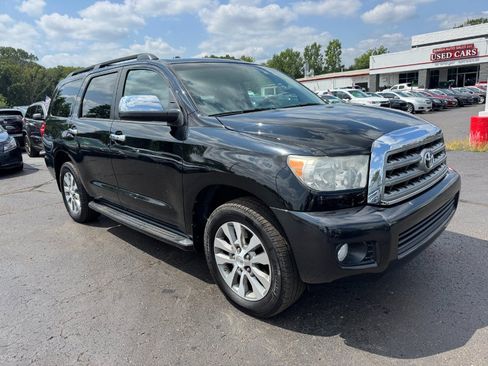 Used 2016 Toyota Sequoia Limited AWD/4WD image 7