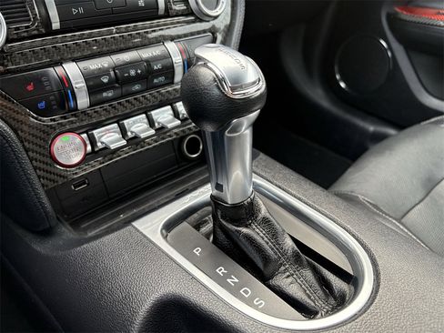 Used 2020 Ford Mustang Premium image 12