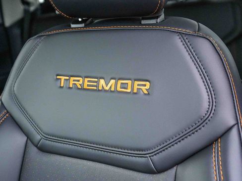 New 2026 Ford Maverick Tremor image 24