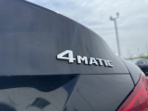 Used 2018 Mercedes-Benz CLA 250 4MATIC image 5