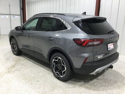 New 2026 Ford Escape Platinum w/ Premium Technology Package image 3