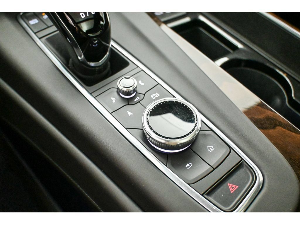 Certified 2024 Cadillac Escalade Sport Platinum w/ LPO, ONYX Package AWD/4WD image 53