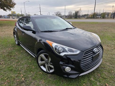 Used 2015 Hyundai Veloster Turbo R-Spec FWD image 1