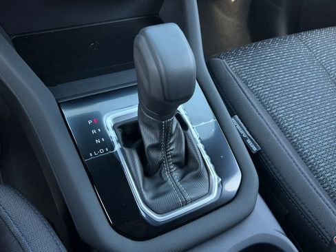 New 2025 Subaru Forester Premium image 28