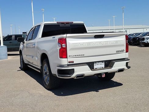 Used 2019 Chevrolet Silverado 1500 High Country w/ Technology Package AWD/4WD image 8