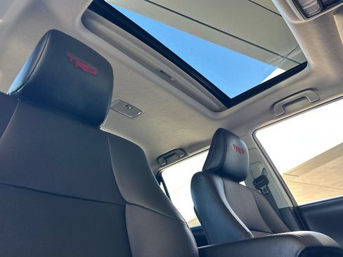 Used 2024 Toyota 4Runner TRD Off-Road Premium w/ Moonroof Package AWD/4WD image 14