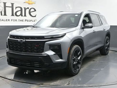 New 2026 Chevrolet Traverse RS w/ LPO, Floor Liner Package image 13