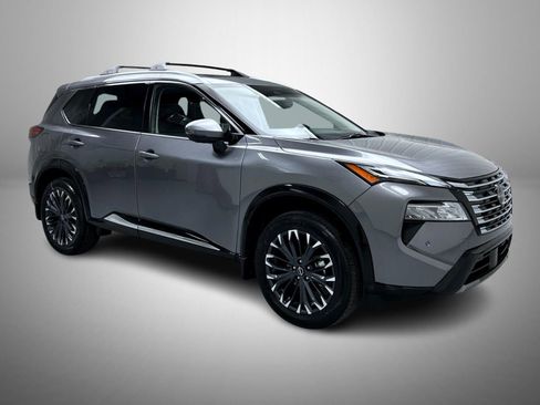 New 2026 Nissan Rogue Platinum w/ Platinum Premium Package image 3