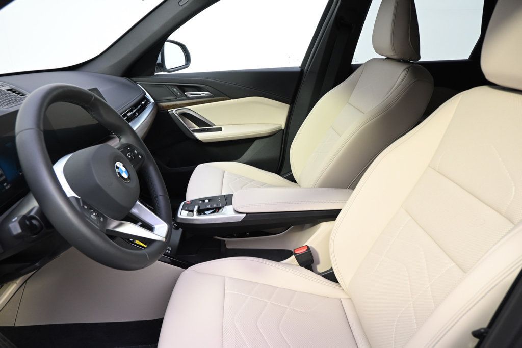 Used 2024 BMW X1 xDrive28i w/ Convenience Package AWD/4WD image 13