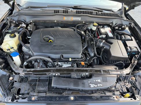 Used 2017 Ford Fusion SE w/ Equipment Group 201A FWD image 36