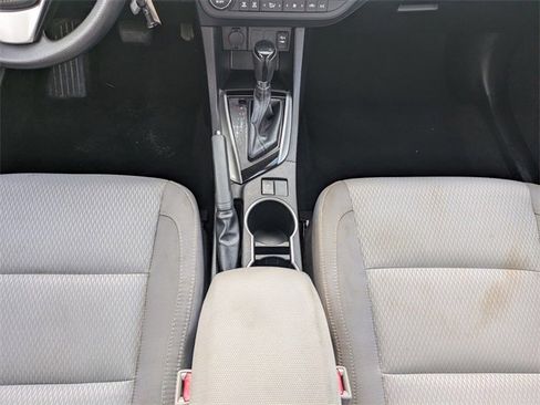Used 2016 Toyota Corolla LE image 18