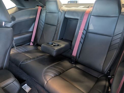 Used 2022 Dodge Challenger SRT Hellcat image 13