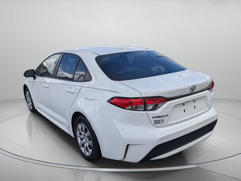 Used 2020 Toyota Corolla LE FWD image 6