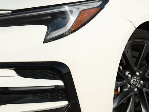 Used 2024 Toyota Corolla SE FWD image 10